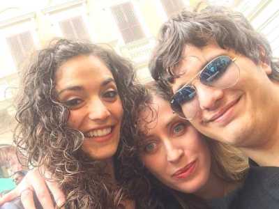 Tra i partecipanti di entrambi i raduni c'� stato Valerio Braschi, vincitore della sesta edizione di Masterchef. Qui � a Roma in compagnia delle ex concorrenti Cristina Nicolini e a Loredana Martori 